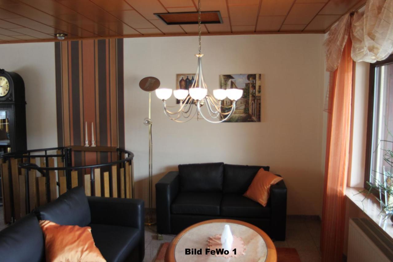 Arnold Apartment *